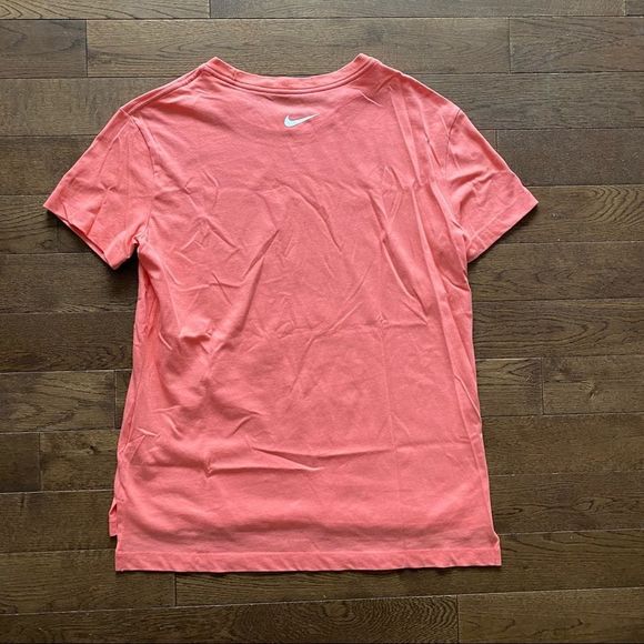 Nike T-Shirt - Picture 4 of 8